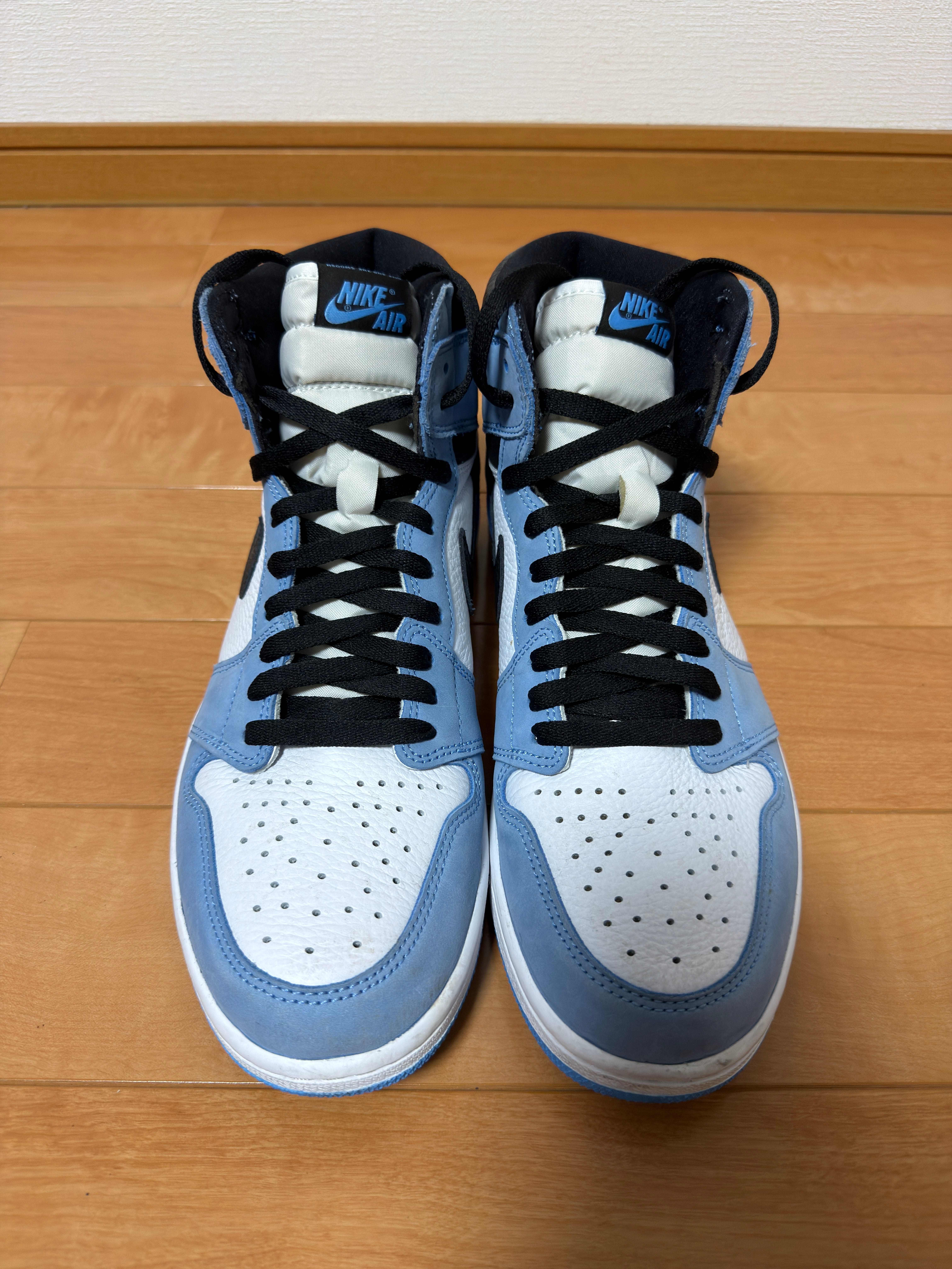 Nike Air Jordan 1 High OG "University Blue"