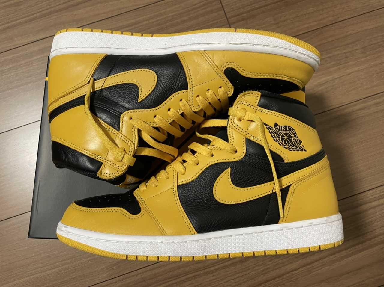 Nike Air Jordan 1 High OG "Pollen" 