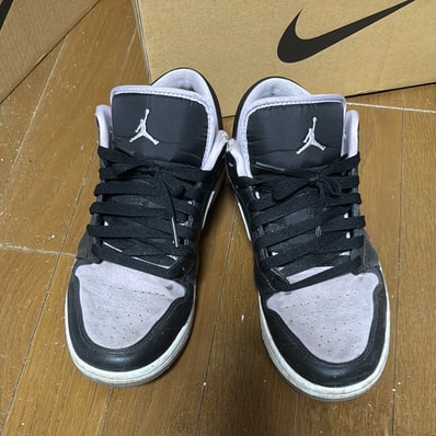 Nike Air Jordan 1 Low SE "Black/Iced Lilac"