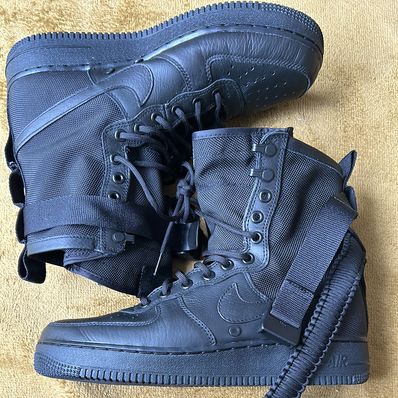 Nike Spacial Field Air Force 1 High "Triple Black"