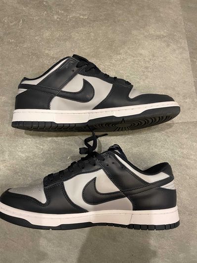 Nike Dunk Low "Championship Grey"