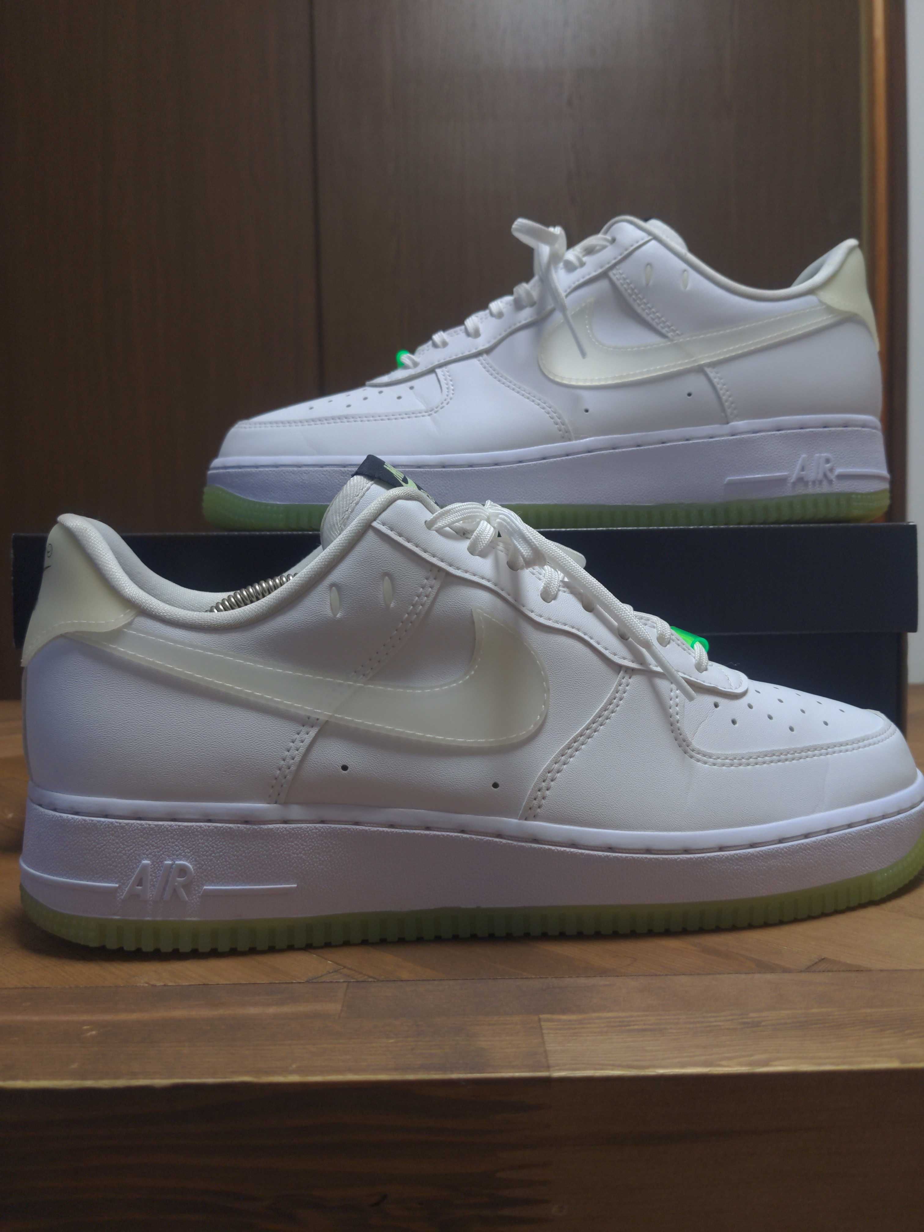 Nike Women's Air Force 1 Low '07 LX "White"