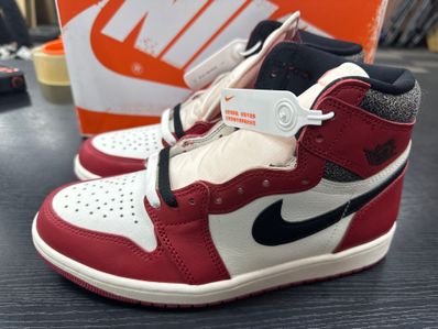 Nike Air Jordan 1 High OG "Lost & Found/Chicago"
