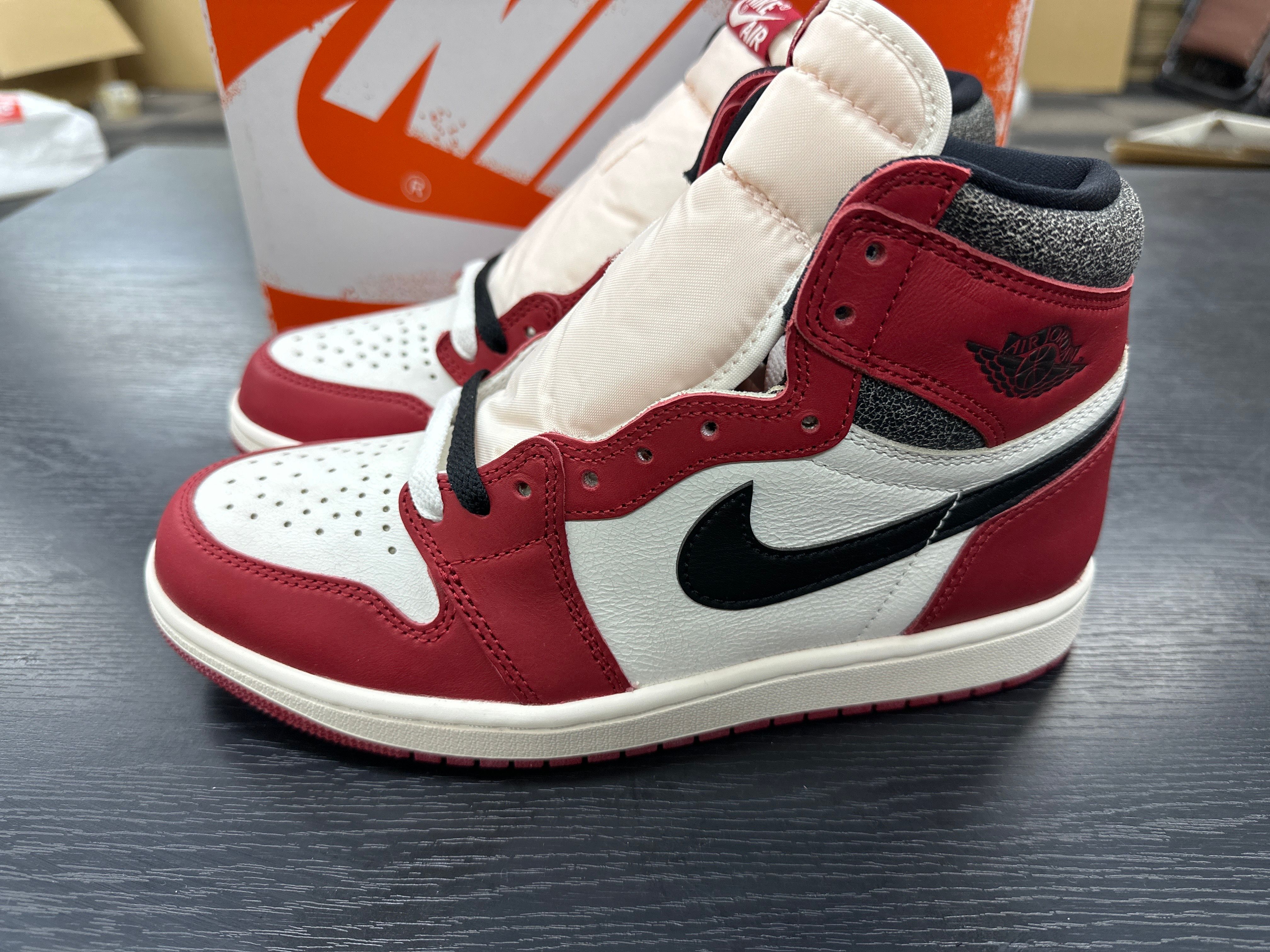 Nike Air Jordan 1 High OG "Lost & Found/Chicago"