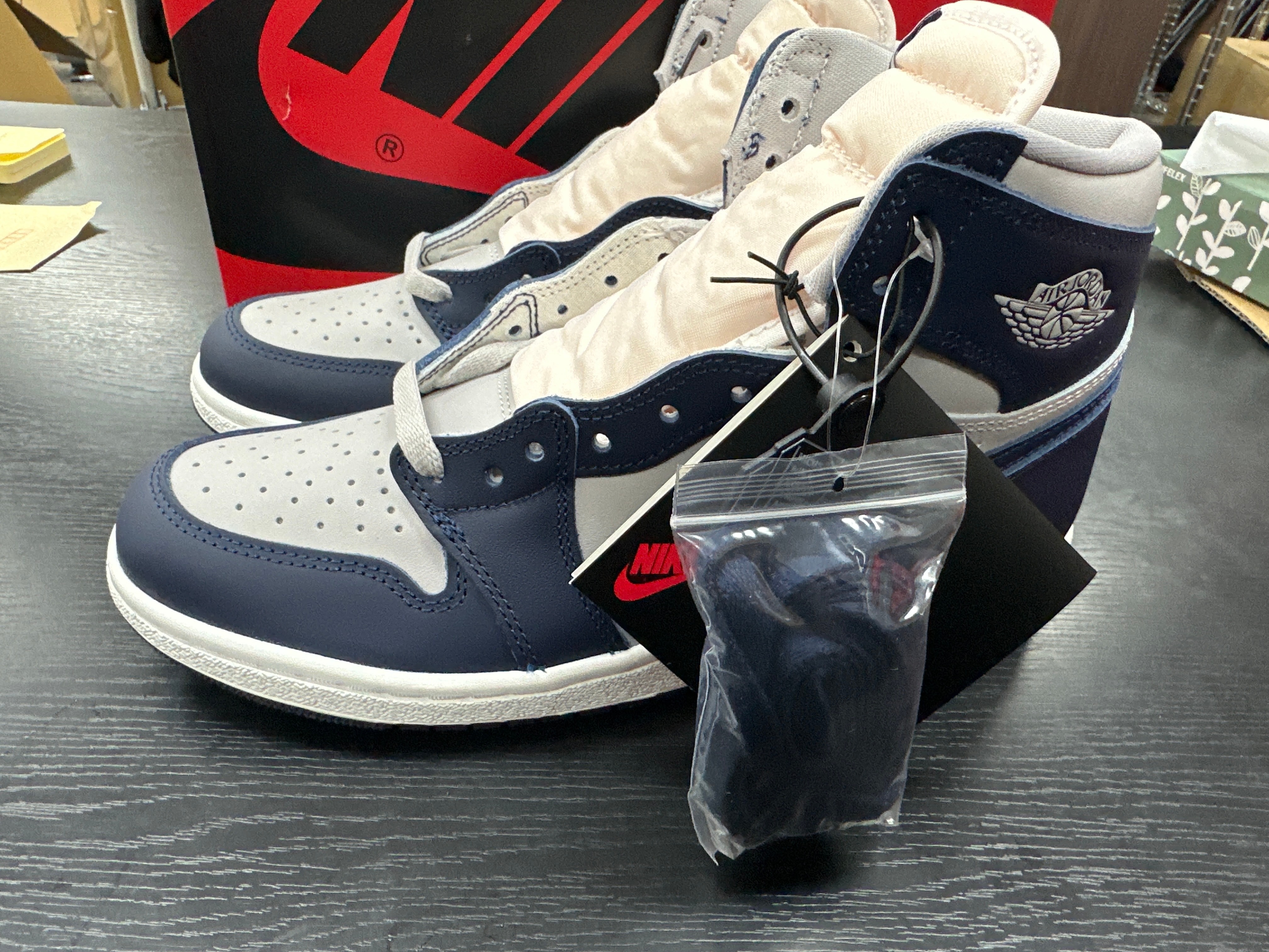 Nike Air Jordan 1 High 85 "Georgetown"