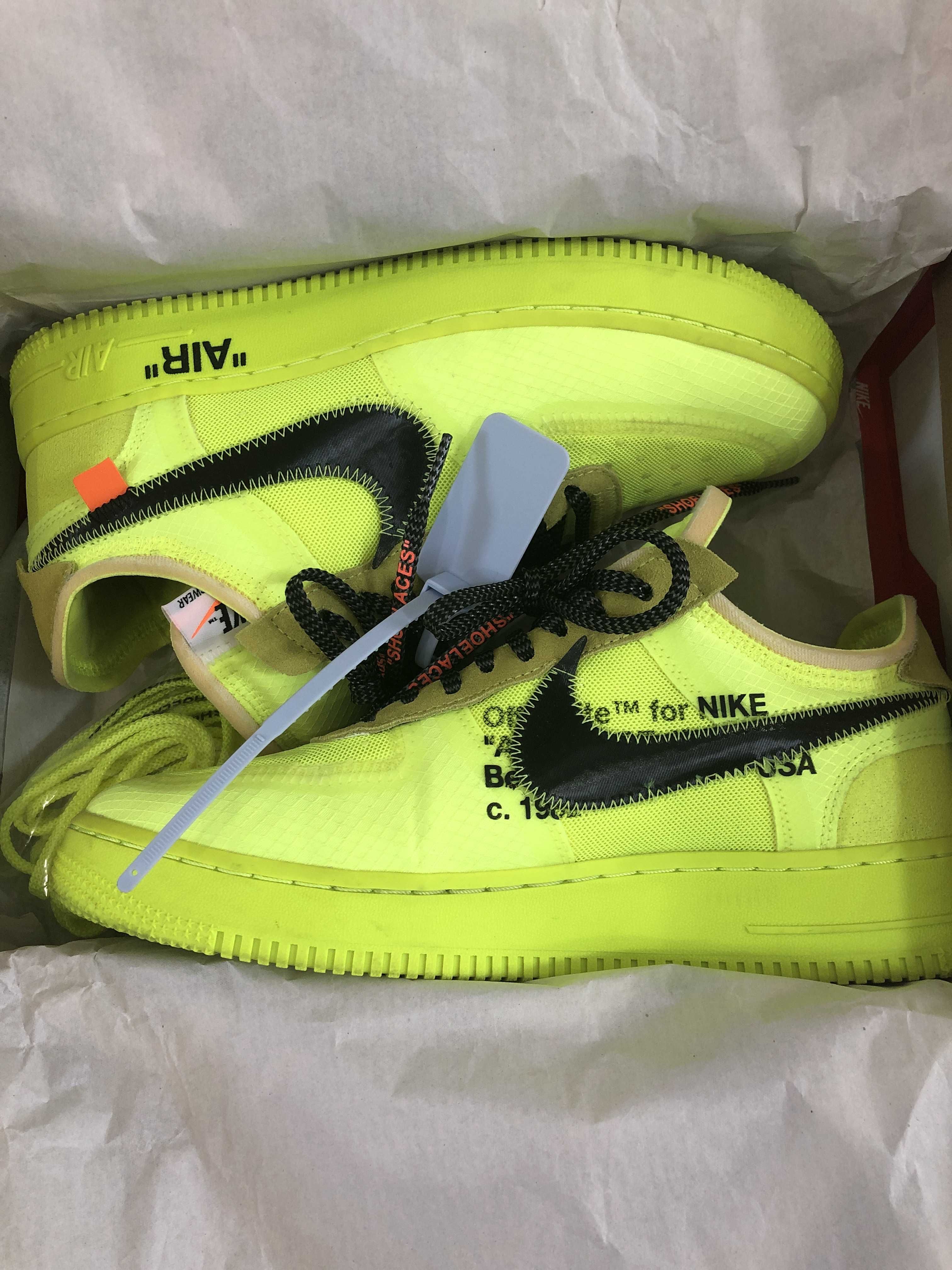 Off-White × Nike Air Force 1 Low "Volt"