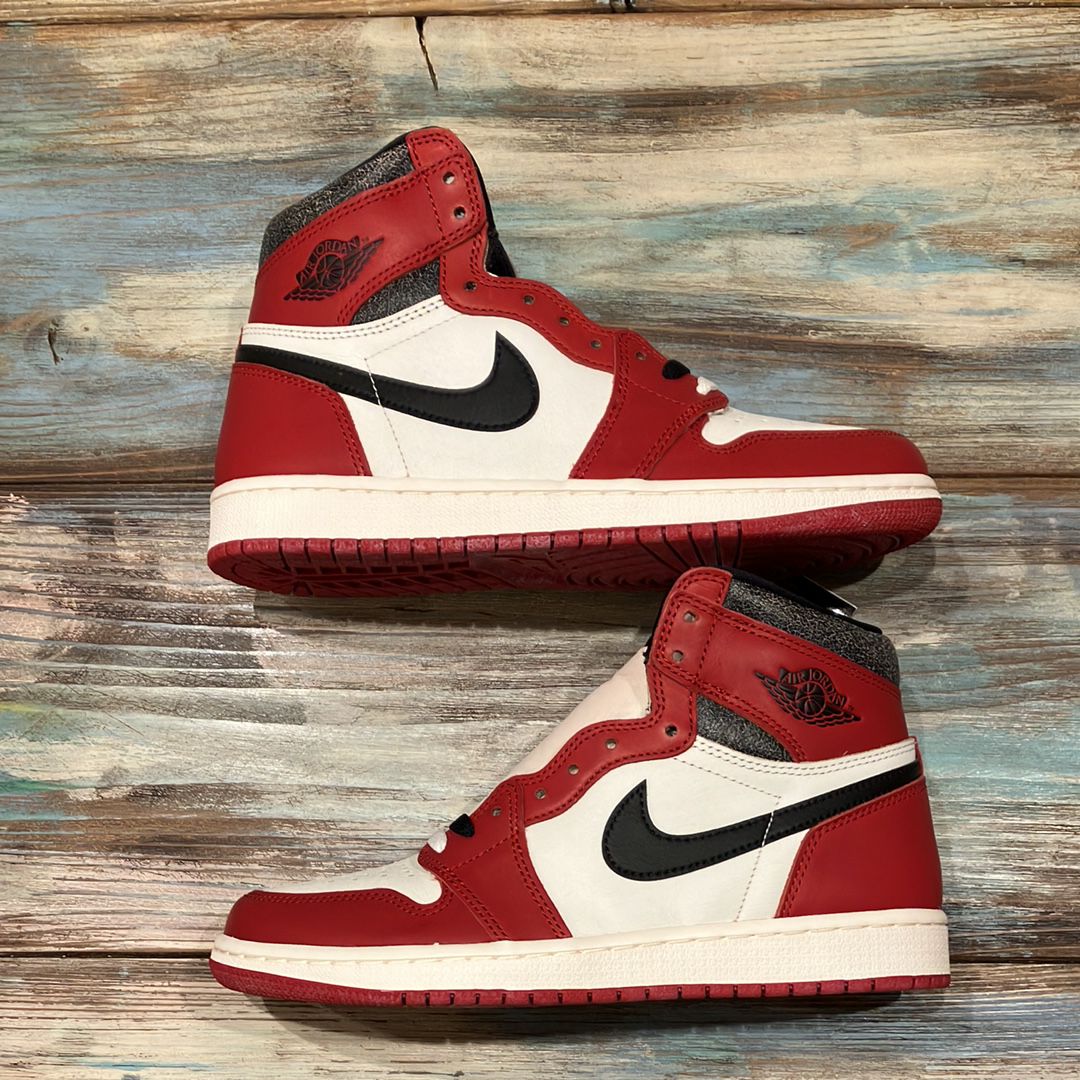 Nike Air Jordan 1 High OG "Lost & Found/Chicago"