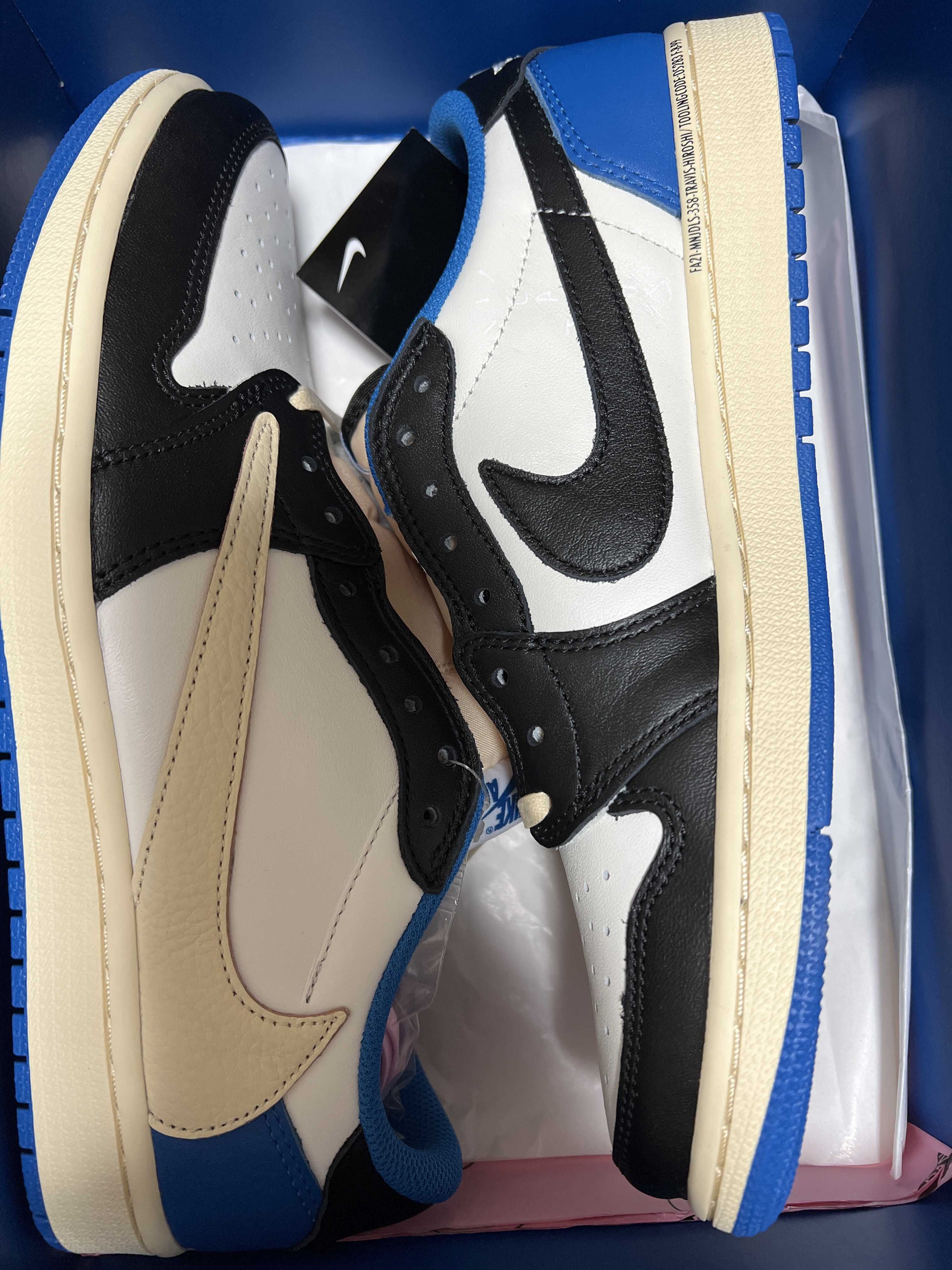Travis Scott × fragment design × Nike Air Jordan 1 Low OG SP "Military Blue"