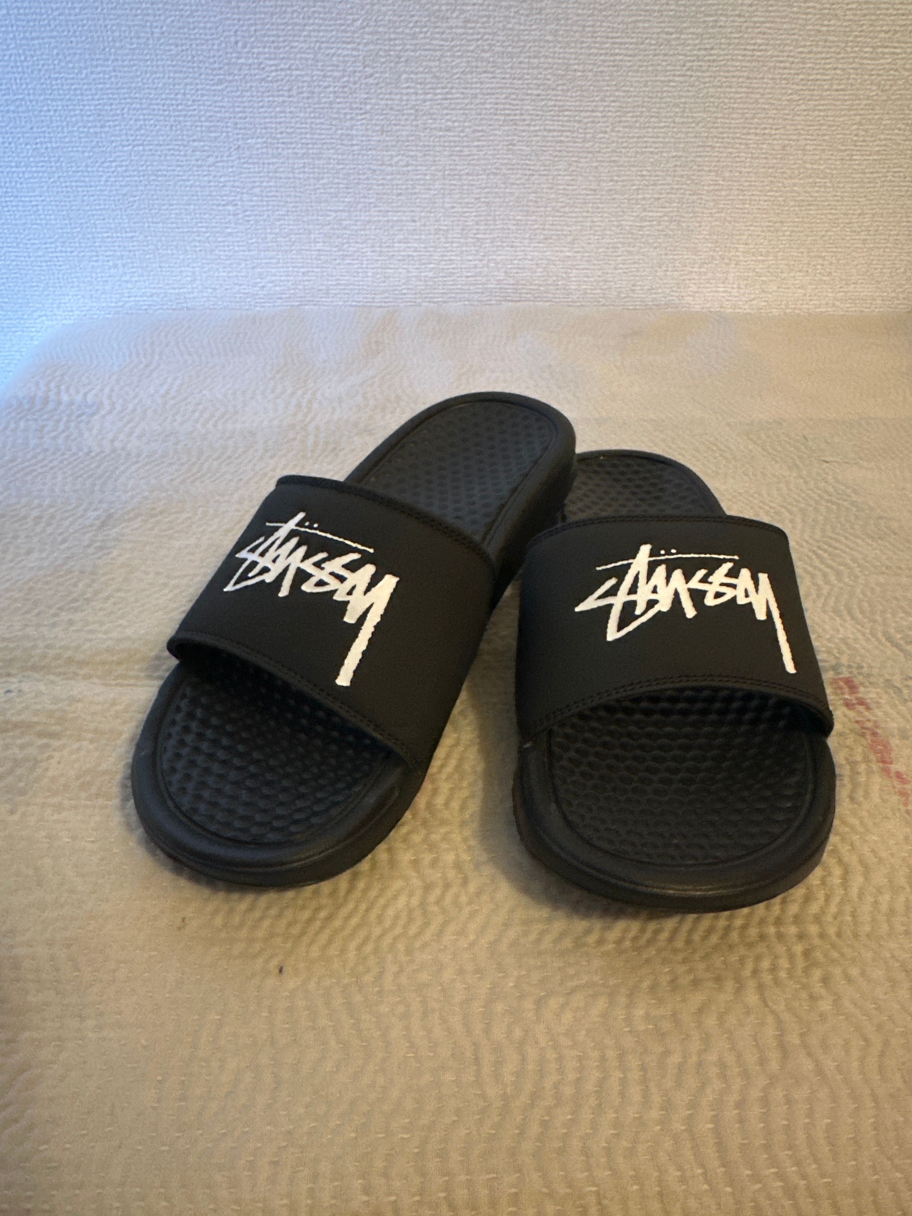 Stussy × Nike  Benassi Slide "Off Noir" (CW2787-001)