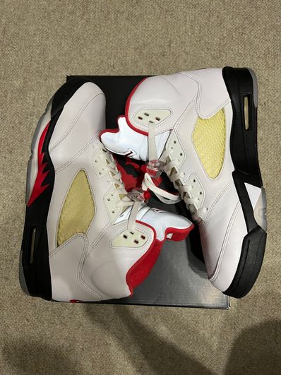 Nike Air Jordan 5 Retro "Fire Red" (2020)