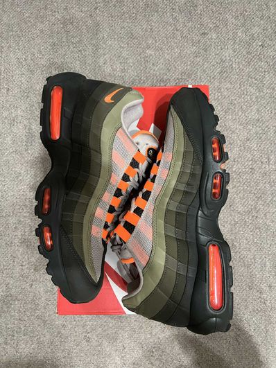 Nike Air Max 95 "String/Total Orange"