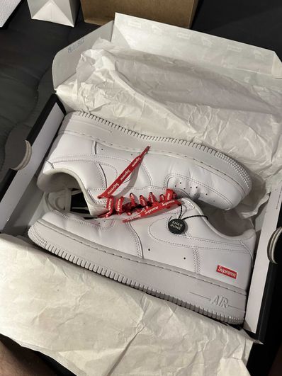 Supreme × Nike Air Force 1 Low "White"