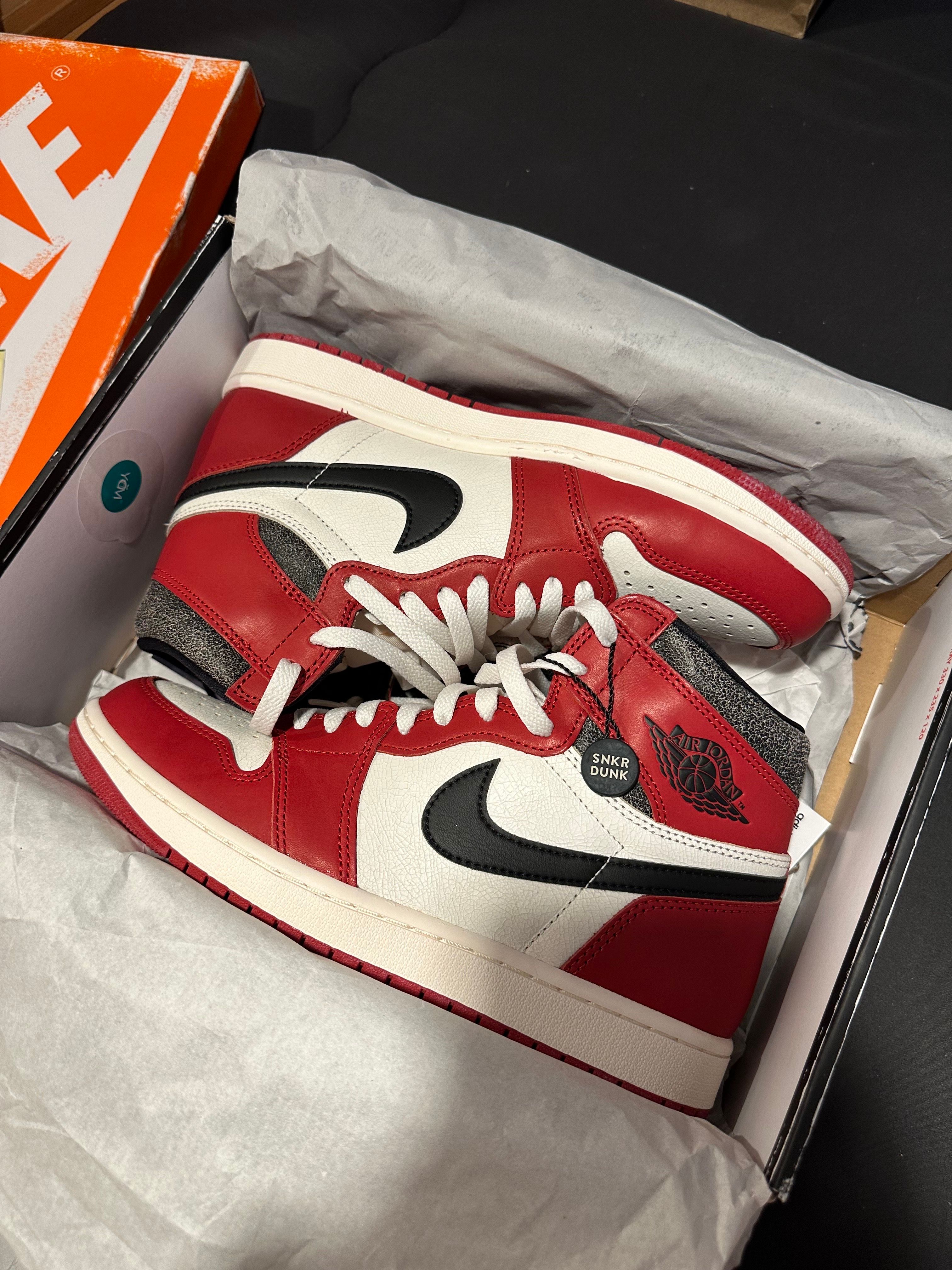 Nike Air Jordan 1 High OG "Lost & Found/Chicago"