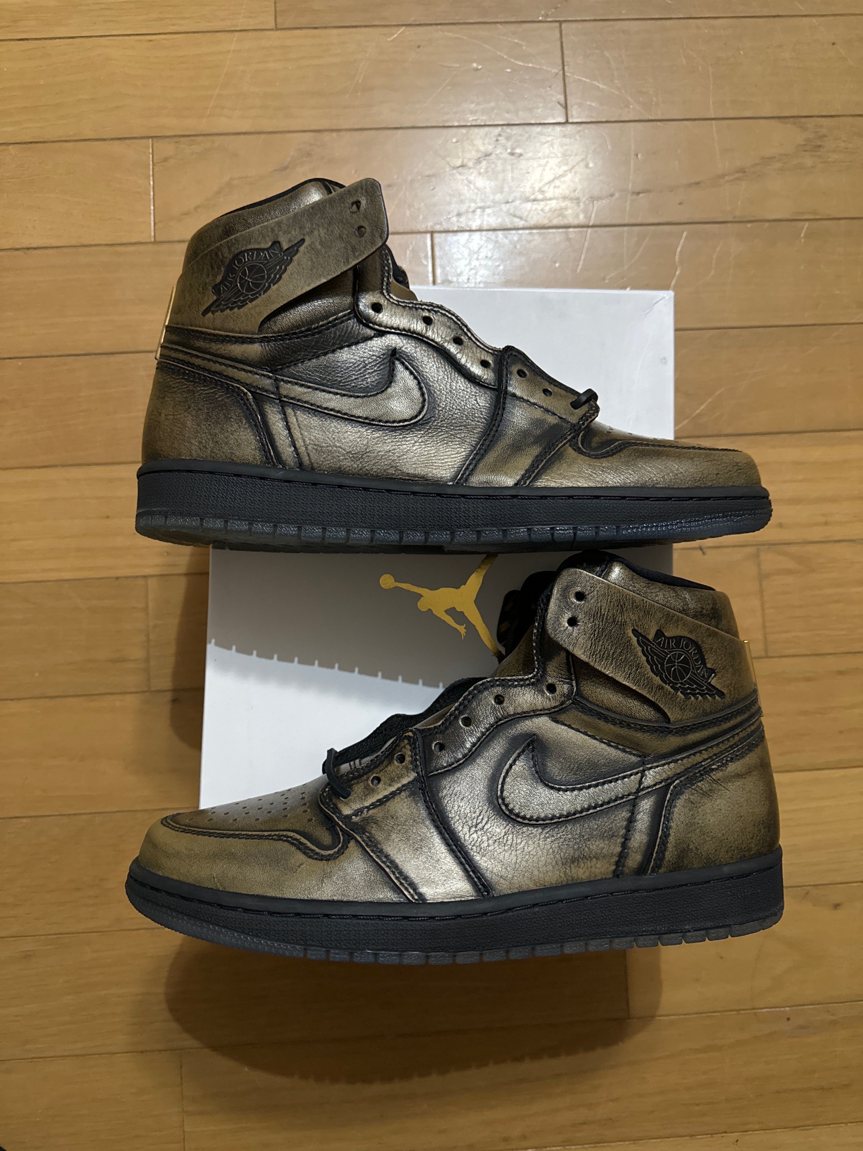 NIKE AIR JORDAN 1 RETRO HIGH OG WINGS "BLACK/BLACK-METALLIC GOLD"
