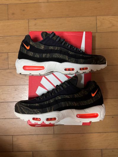 Carharte WIP × Nike Air Max 95 "Black/Sail/Total Orange"