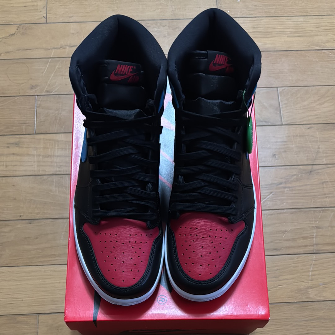 Nike Women's Air Jordan 1 High OG "UNC to Chicago"