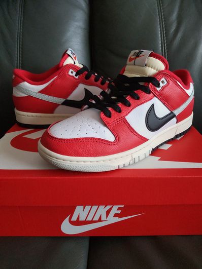 Nike Dunk Low Retro PRM "Chicago Split"