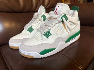 Nike SB × Air Jordan 4 Retro SP "Pine Green"