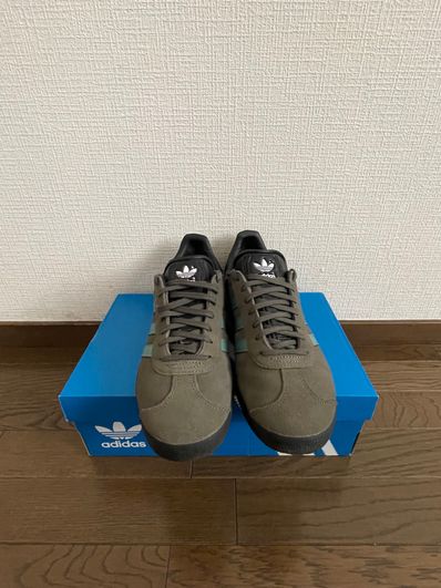 adidas Gazelle "Pantone/Core Black"