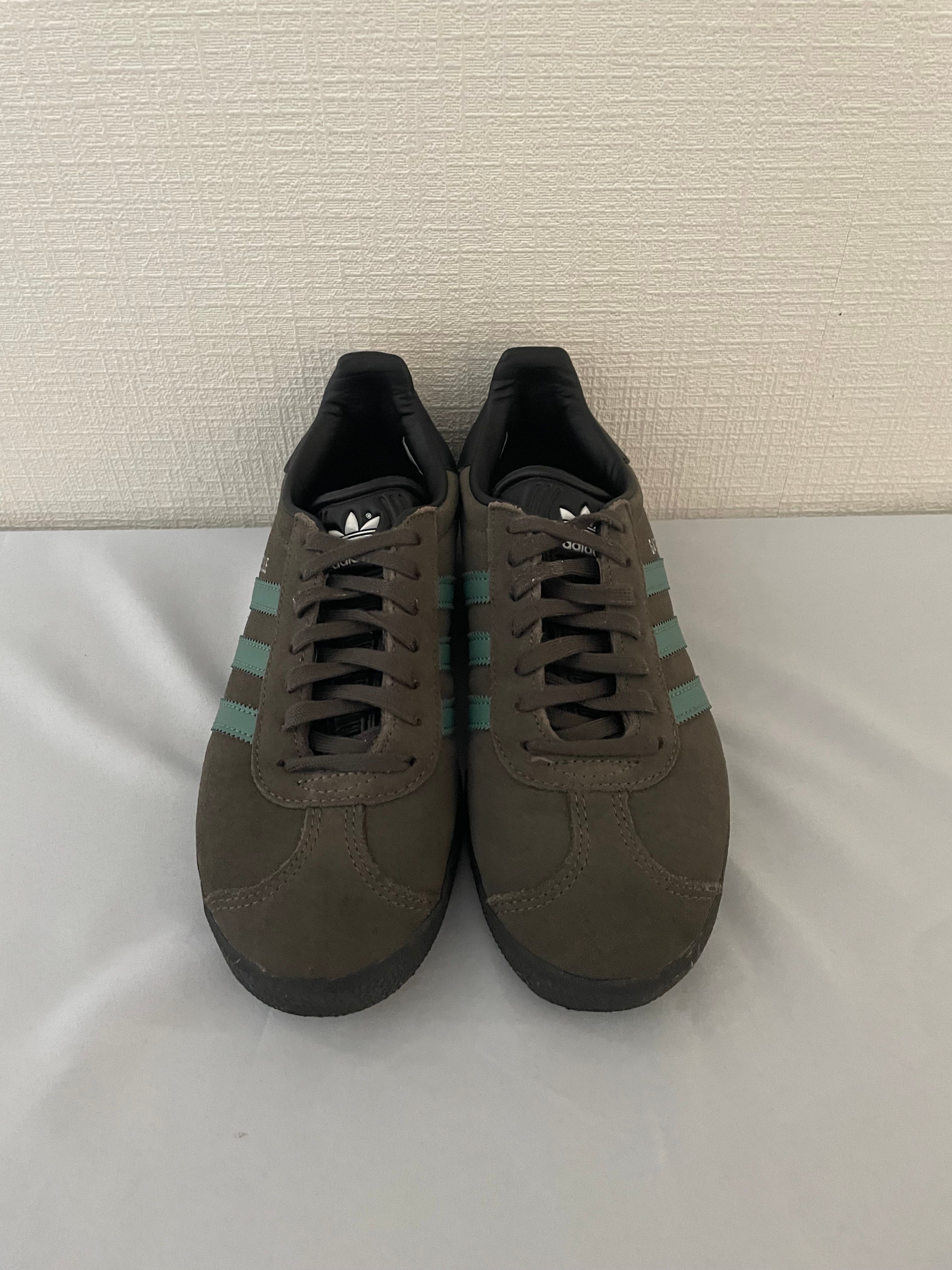 adidas Gazelle "Pantone/Core Black"