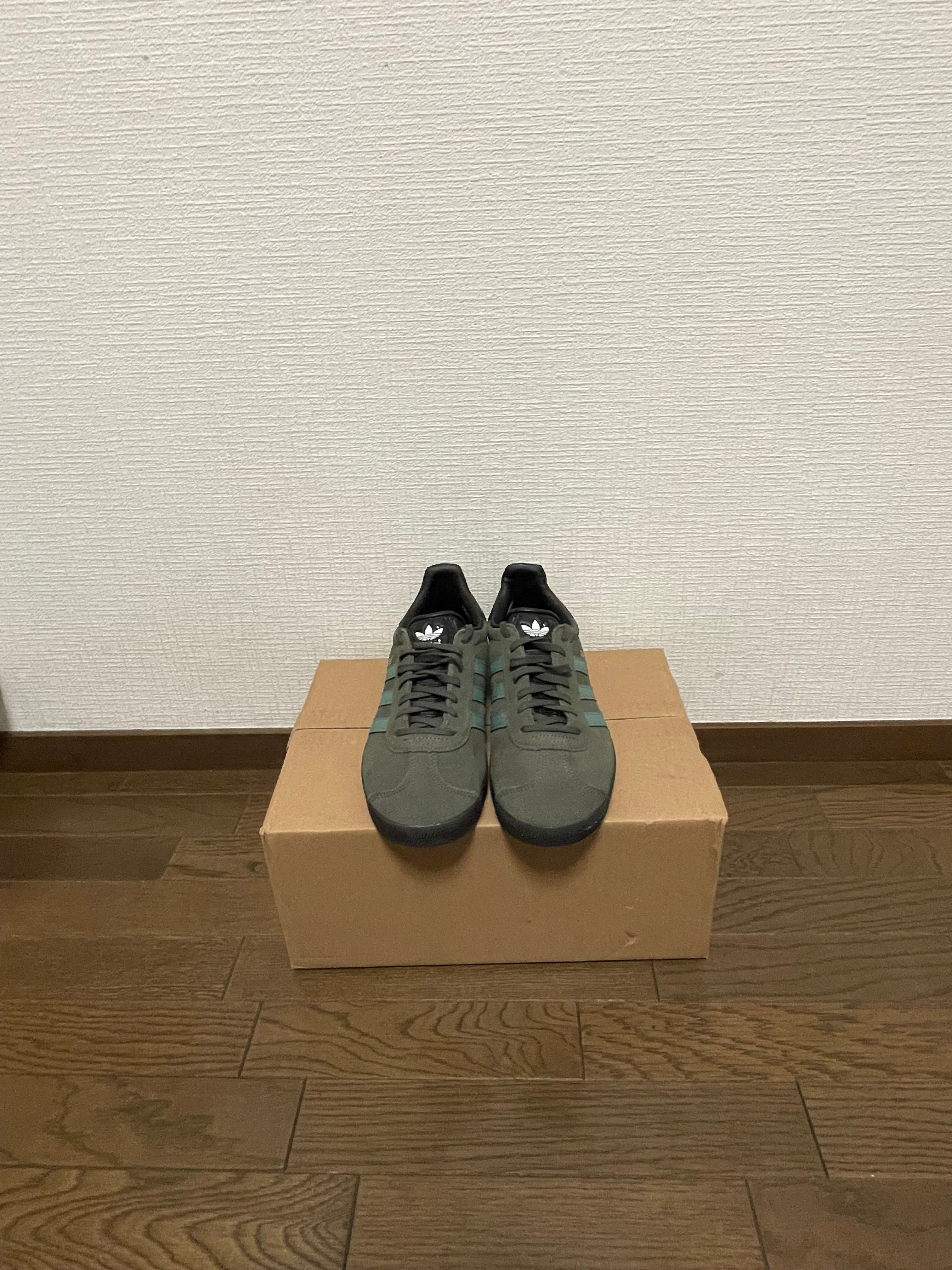 adidas Gazelle "Pantone/Core Black"