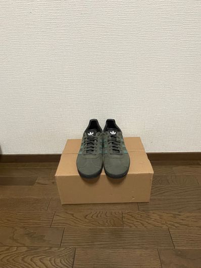 adidas Gazelle "Pantone/Core Black"