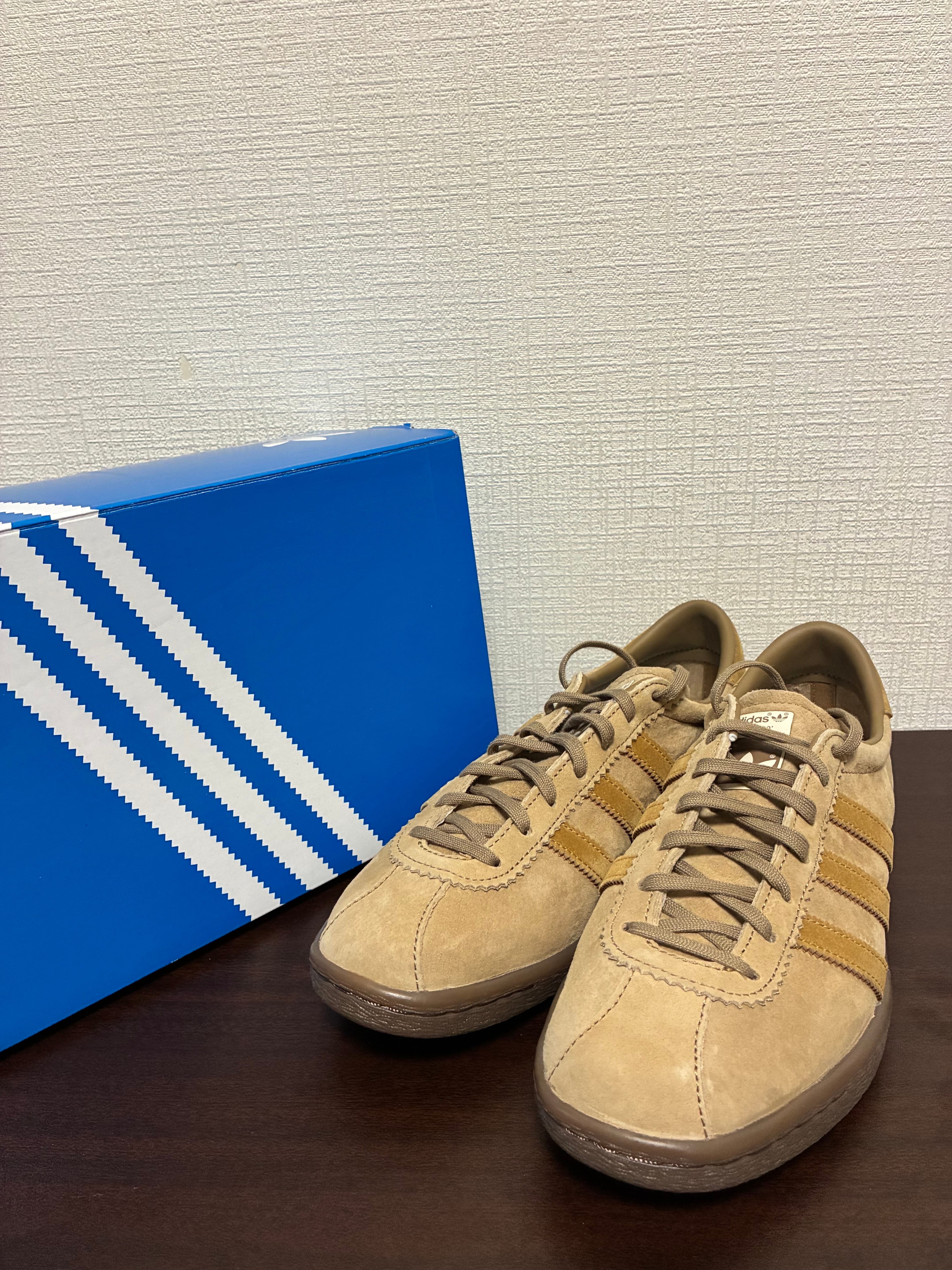 adidas Tobacco "Pantone/Mesa/Gum"