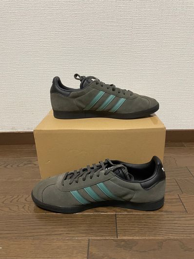adidas Gazelle "Pantone/Core Black"