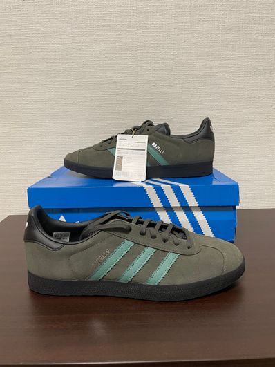 adidas Gazelle "Pantone/Core Black"