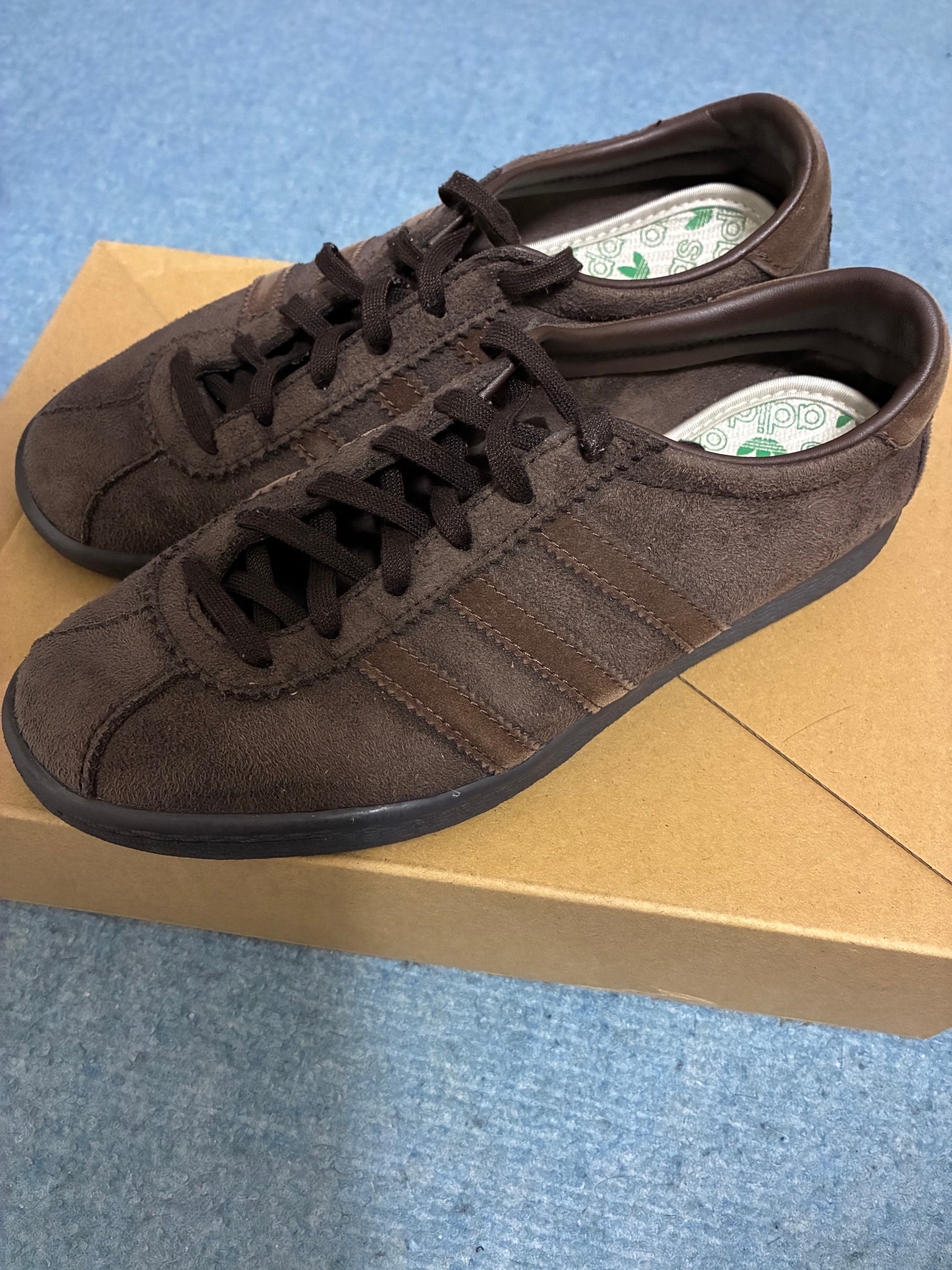 adidas Tobacco Gruen "Dark Brown"