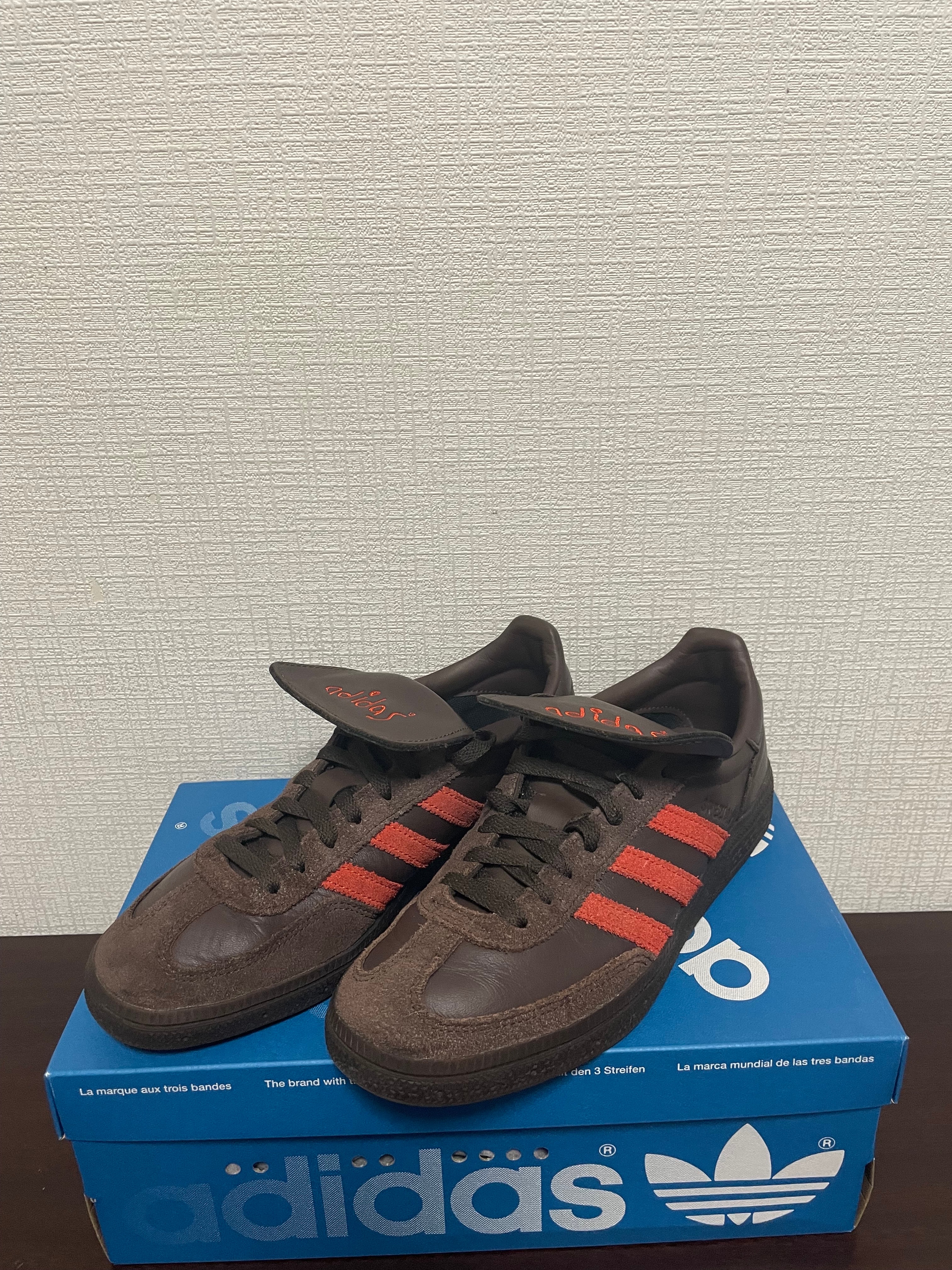 シュウキュウ × イーワックス × アディダスオリジナルス ハンドボール スペツィアル "ブラウン"