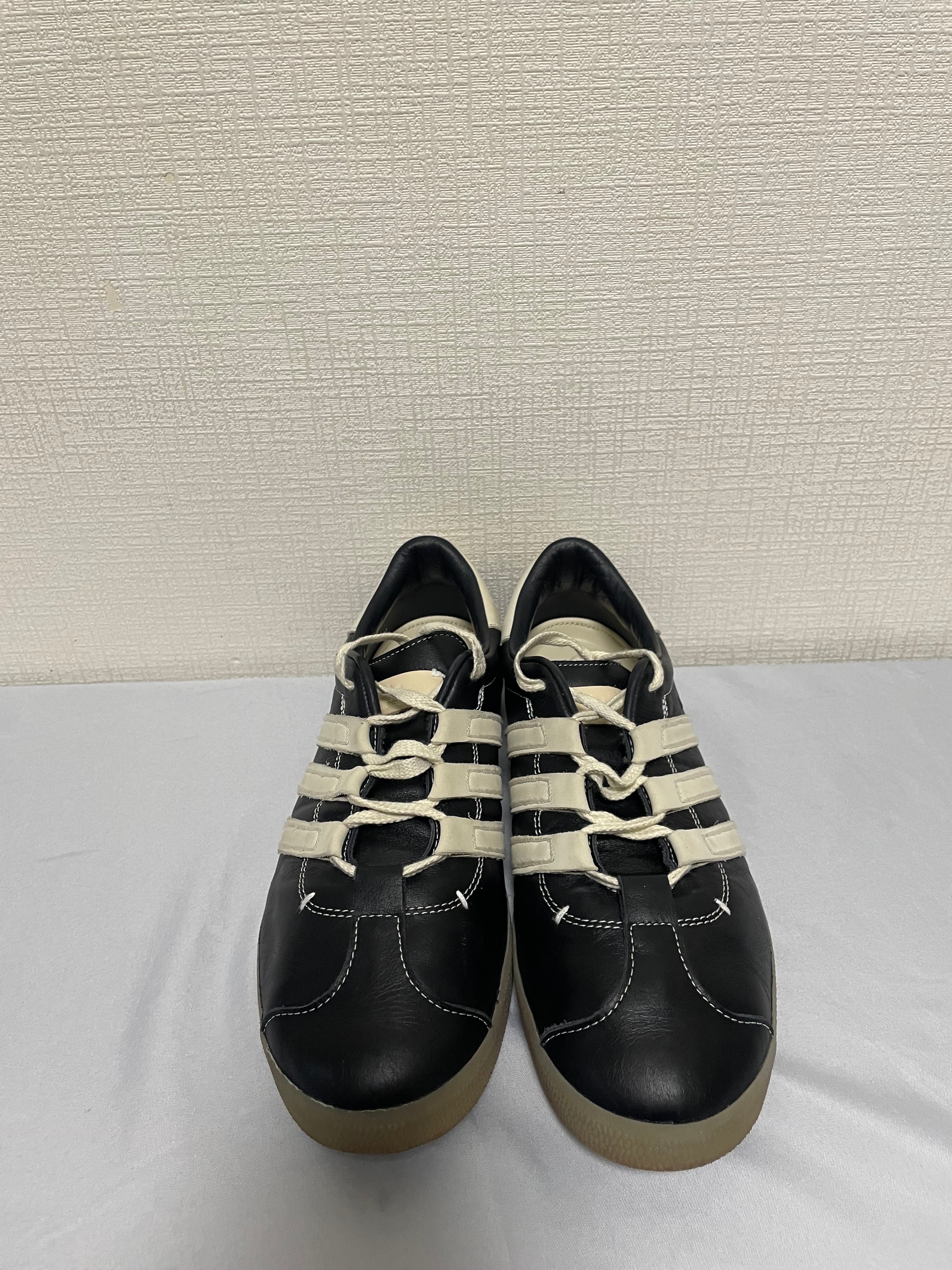 フットインダストリー × アディダス ガゼル "コアブラック/クリームホワイト"