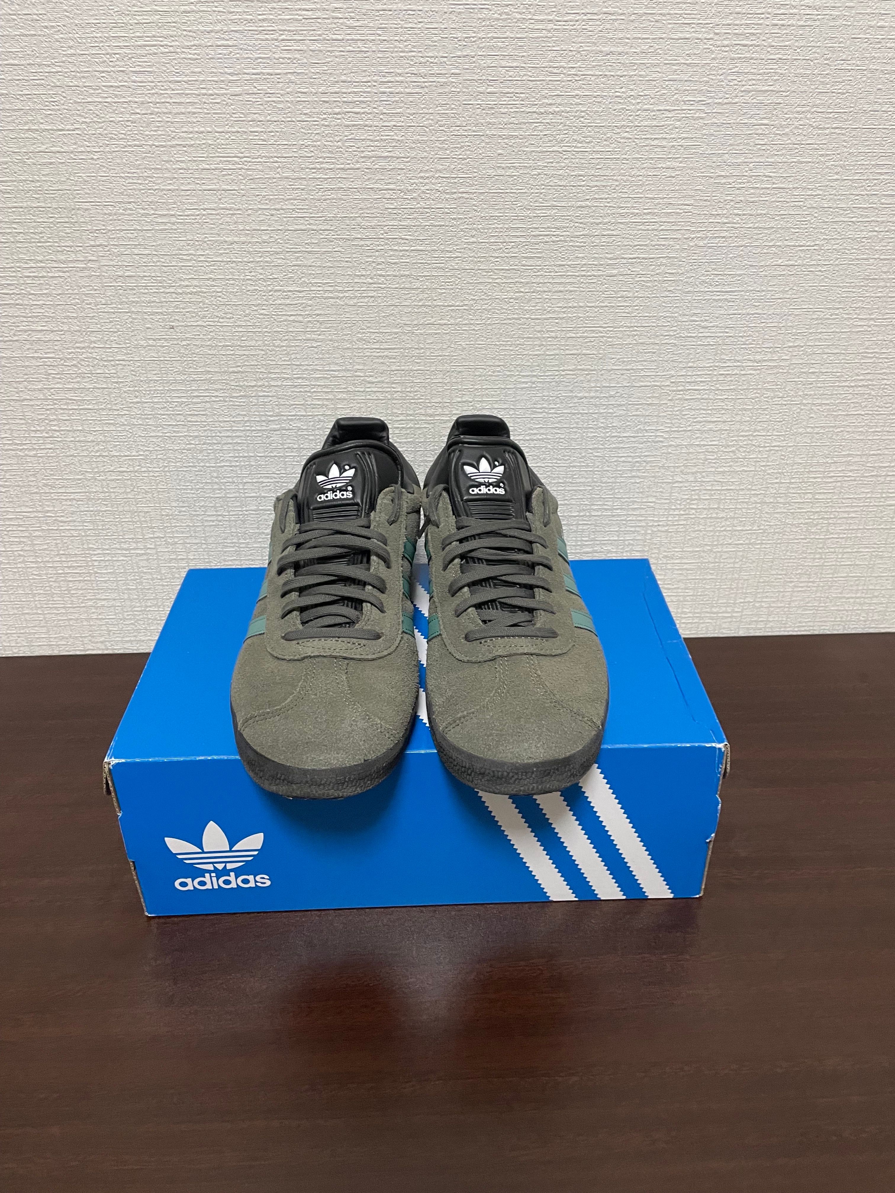 adidas Gazelle "Pantone/Core Black"