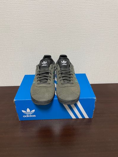 adidas Gazelle "Pantone/Core Black"