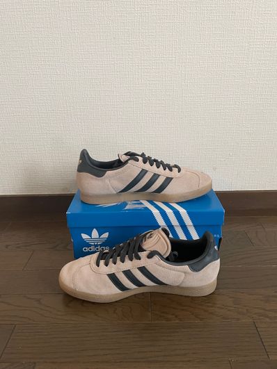 adidas Gazelle "Wonder Taupe/Night Indigo/Gum"