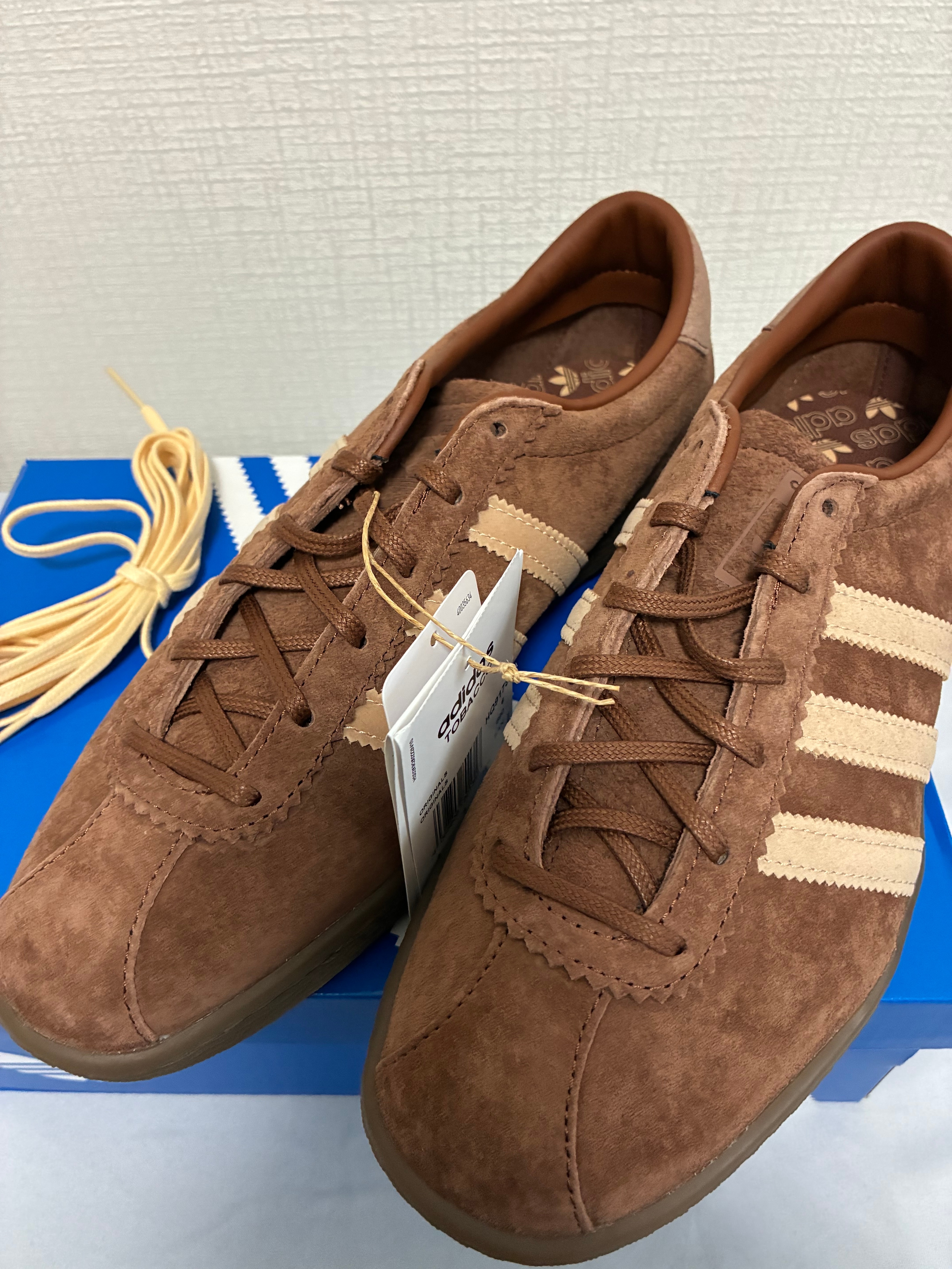 アディダス タバコ (adidas Tobacco) の新作・中古通販｜スニーカーダンク