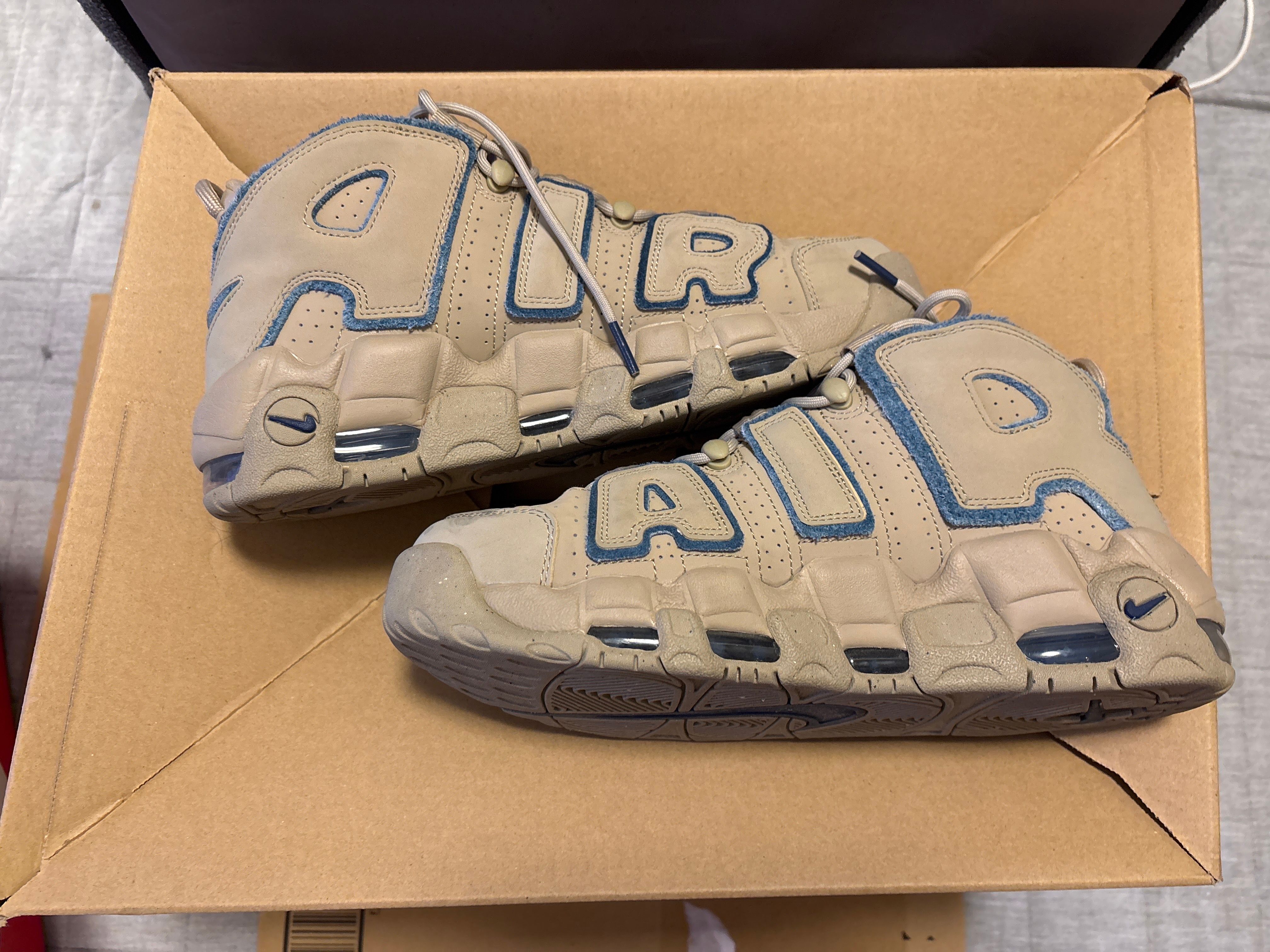 Nike Air More Uptempo "Limestone and Valerian Blue"