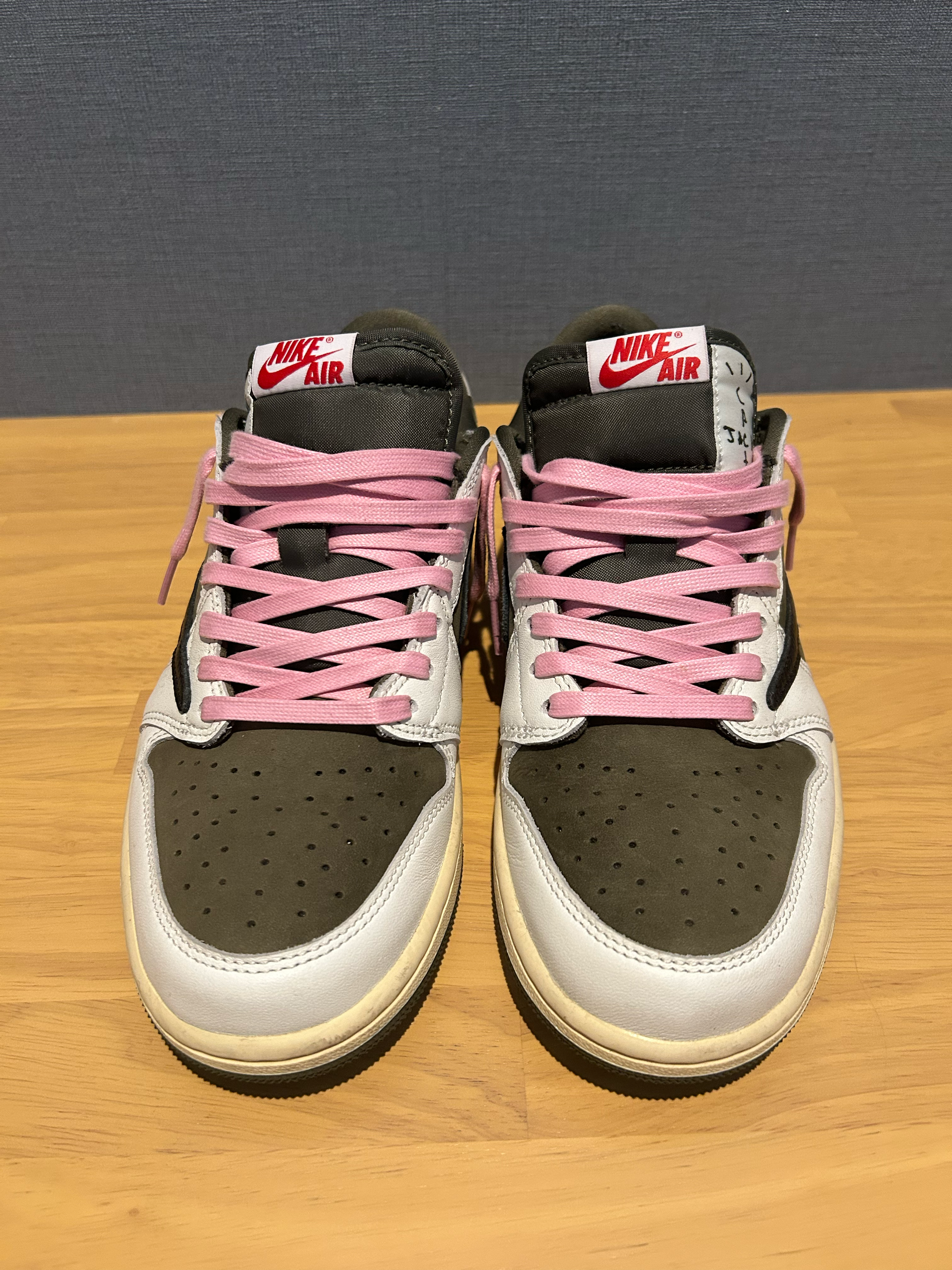 Travis Scott × Nike Air Jordan 1 Low OG SP "Reverse Olive"