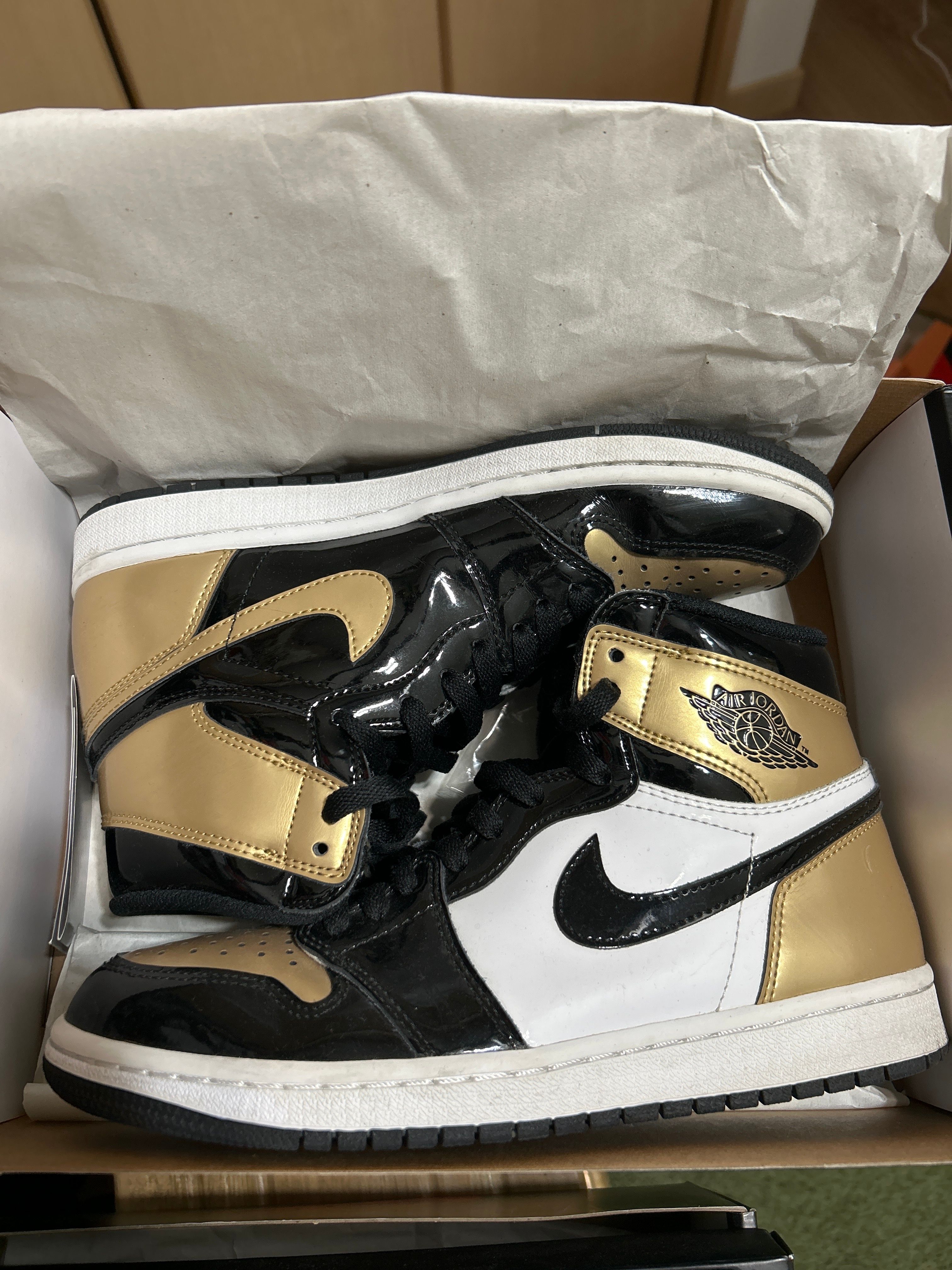 Nike Air Jordan 1 Retro High OG NRG "Gold Toe"