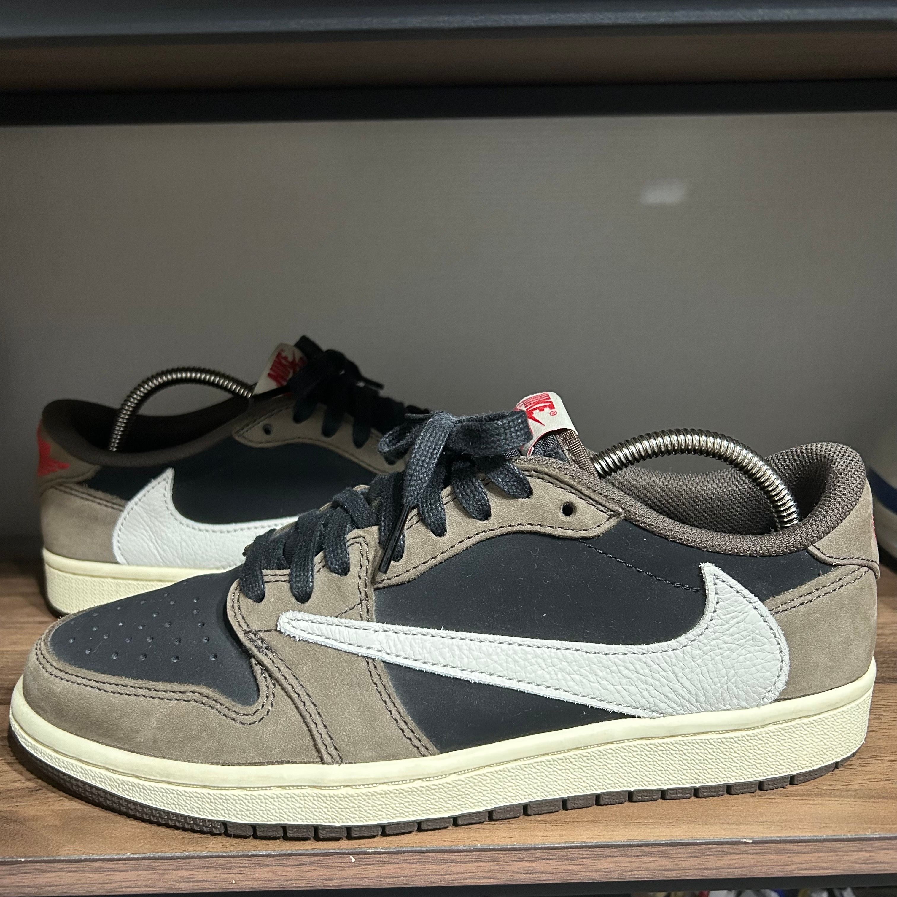 Travis Scott × Nike Air Jordan 1 Low OG SP-T  "Black/Dark Mocha"