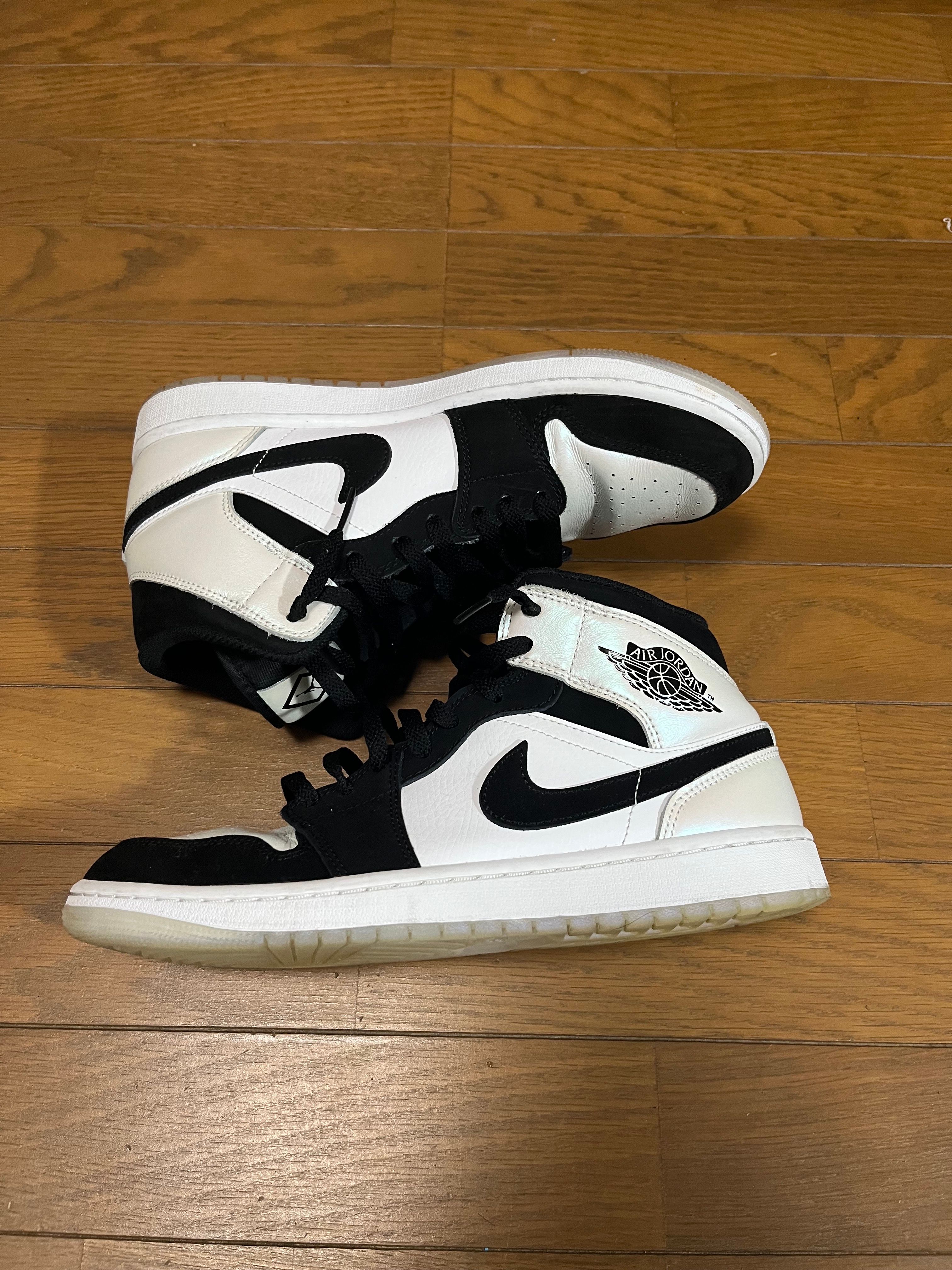 Nike Air Jordan 1 Mid "Omega/Black/White"