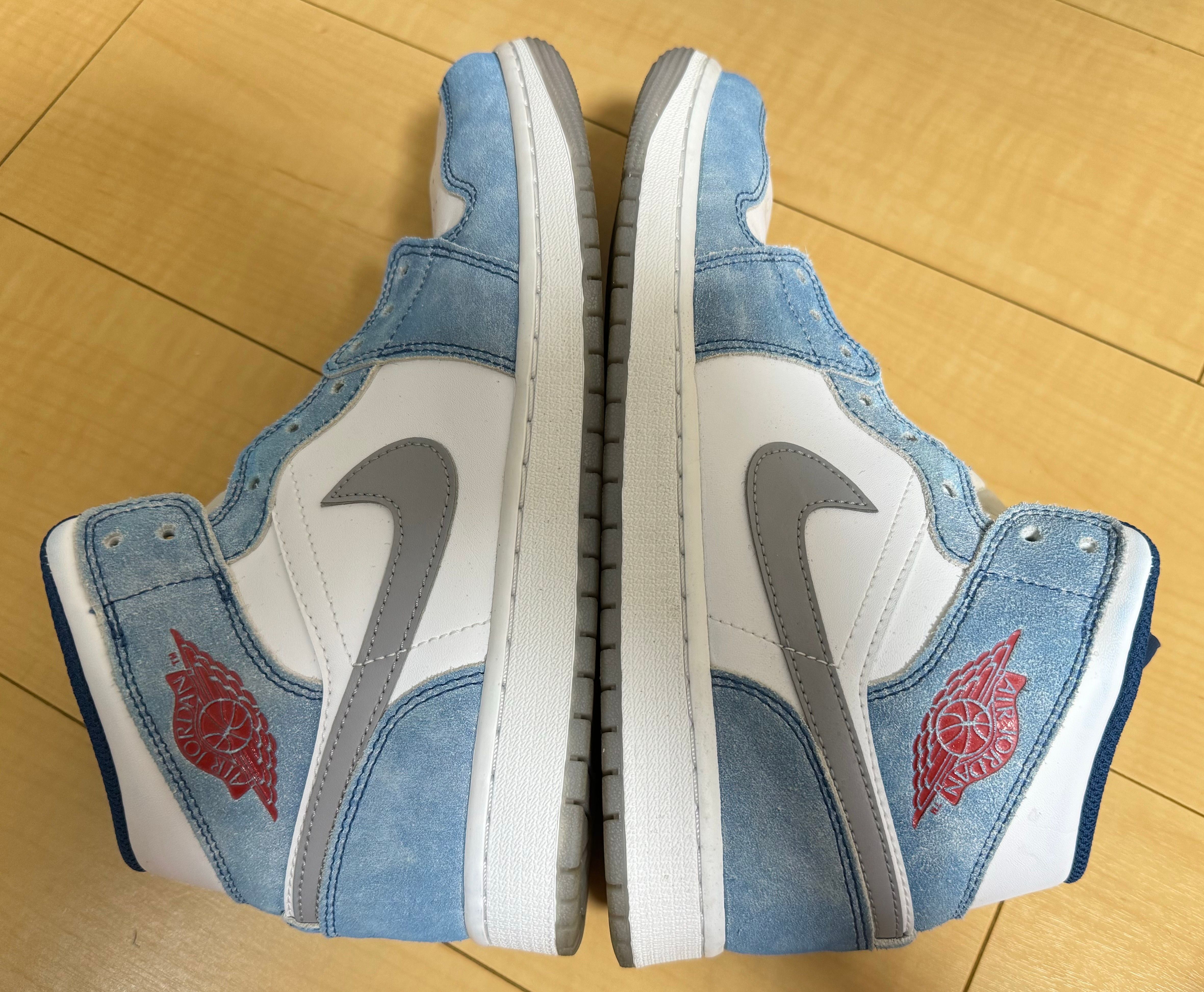 Nike Air Jordan 1 Mid SE "White/Hyper Royal/Red"