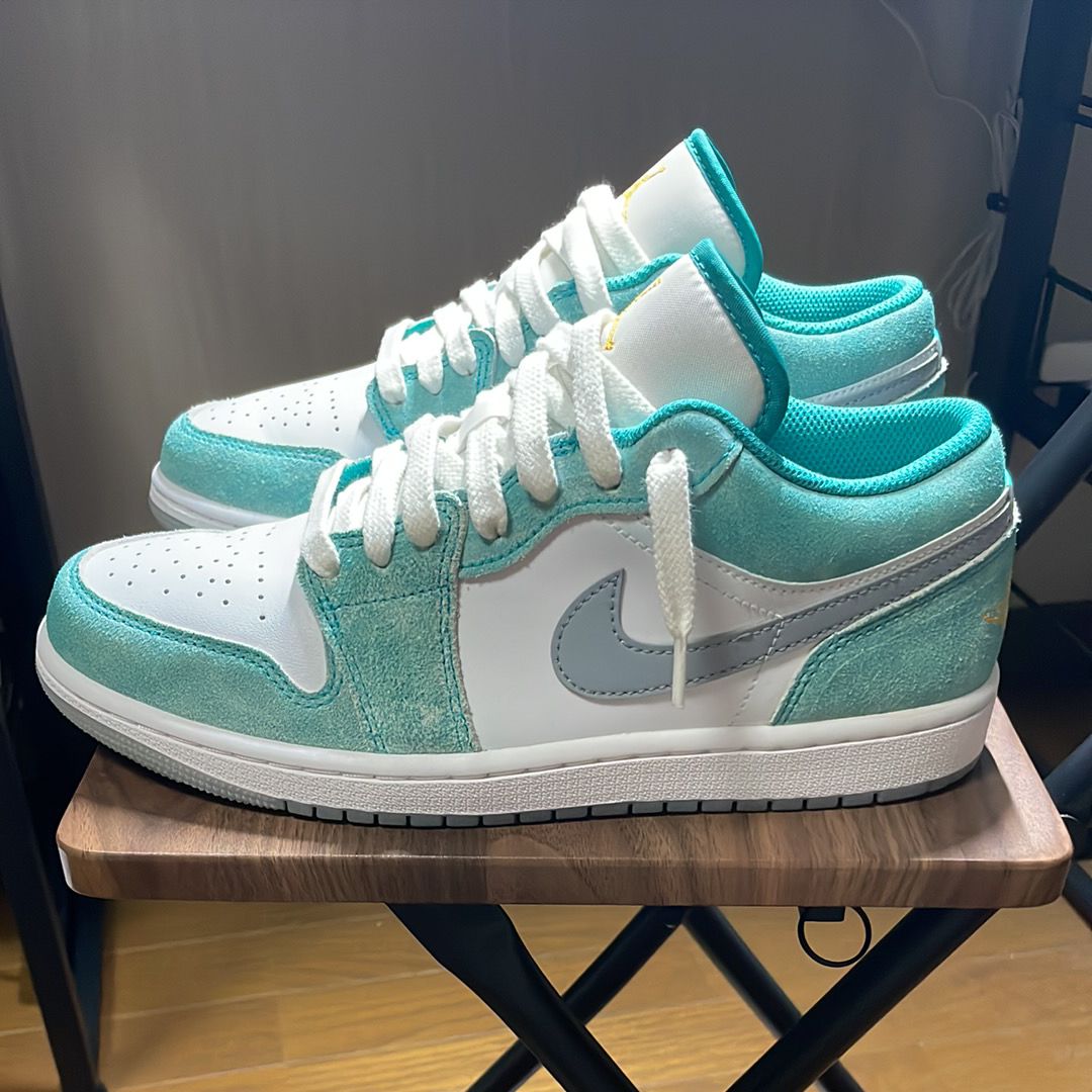 Nike Air Jordan 1 Low SE "New Emerald"