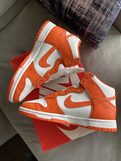 Nike Dunk High "Orange Blaze"
