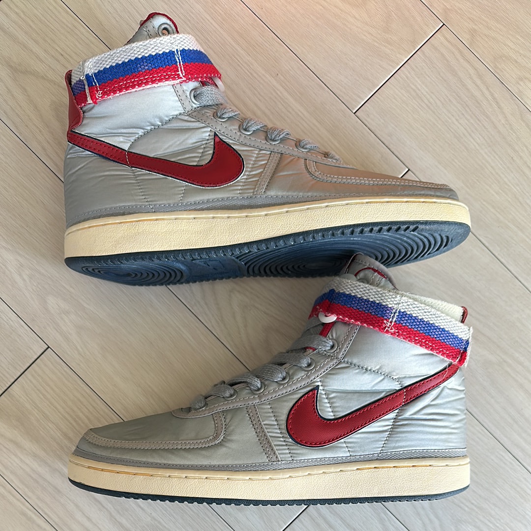 ナイキ バンダル ハイ サプリーム ヴィンテージ "メタリックシルバー"