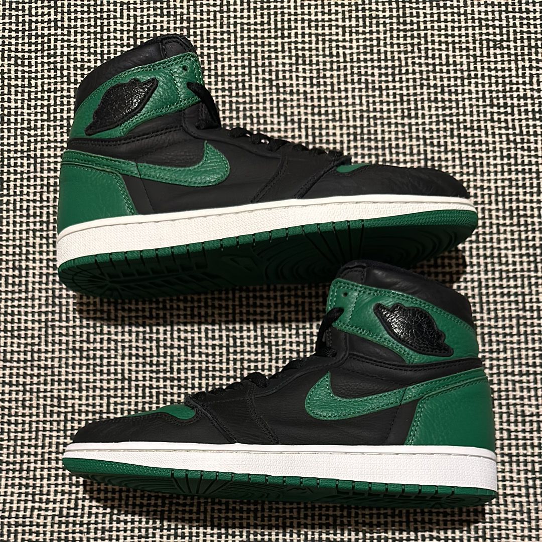 Nike Air Jordan 1 Retro High OG "Black/Pine Green" (2020)      