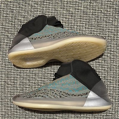 adidas YEEZY Quantum "Teal Blue"