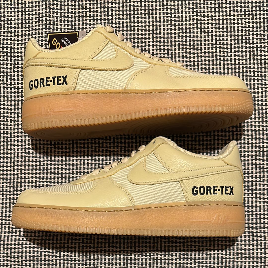Nike Air Force 1 Low Gore-Tex "Team Gold"