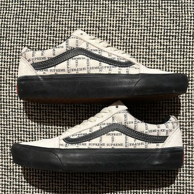 Supreme × Vans Old Skool "White"