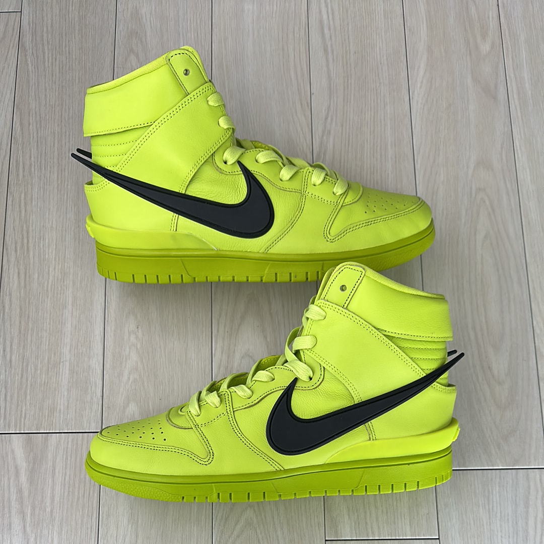 アンブッシュ × ナイキ ダンク ハイ "フラッシュライム"
